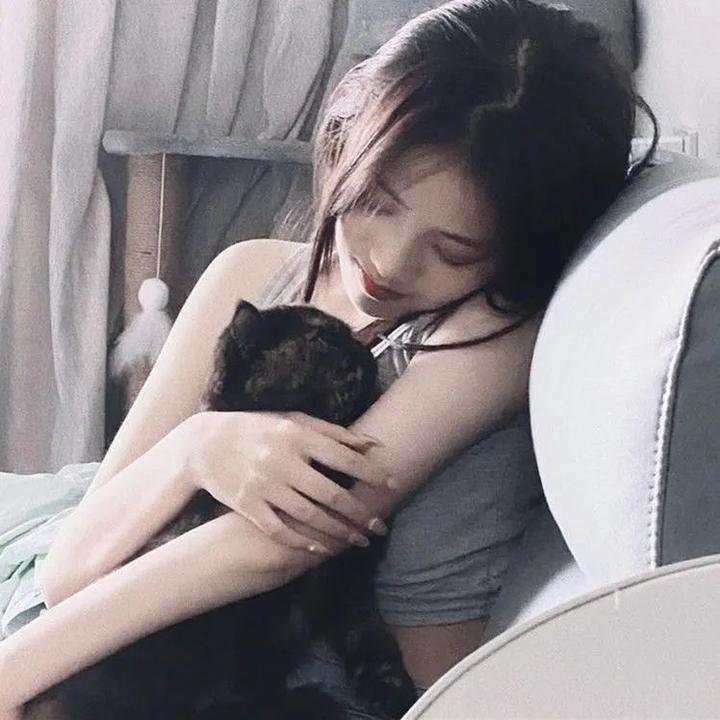 替我找到那个姑娘吧